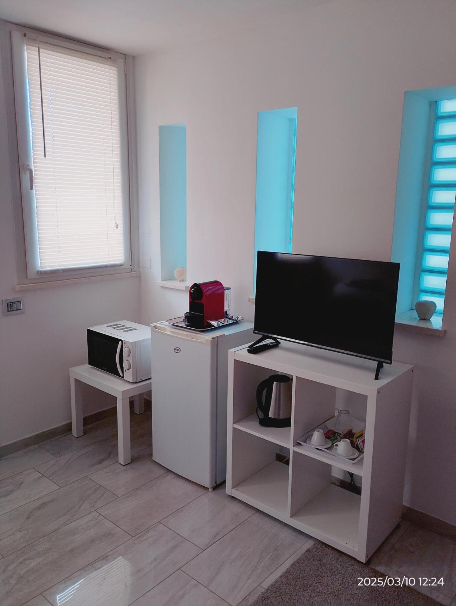 Just Blue Hotel Montesilvano Bagian luar foto